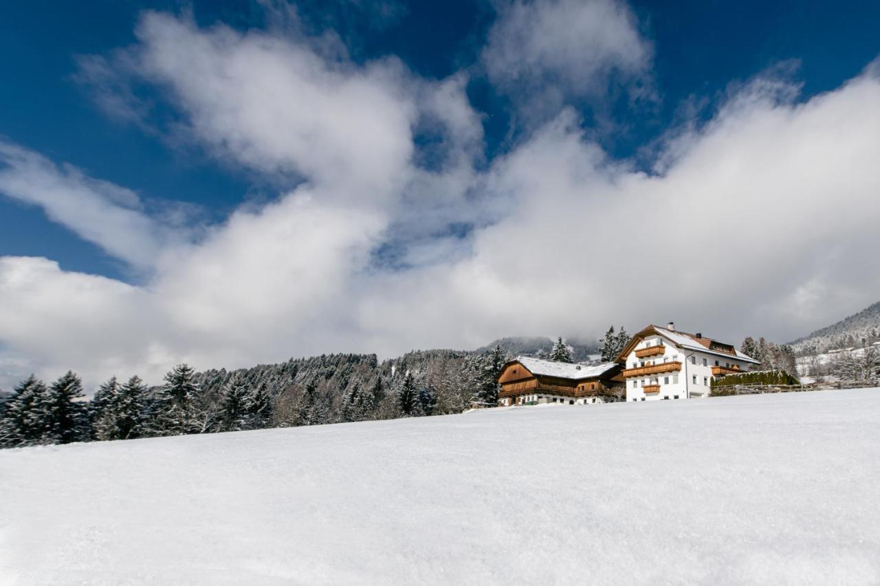 Niederhaeusererhof Falzes Exterior photo